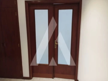 Apartamento T3 para Arrendamento em Santa Maria Maior e Monserrate e Meadela