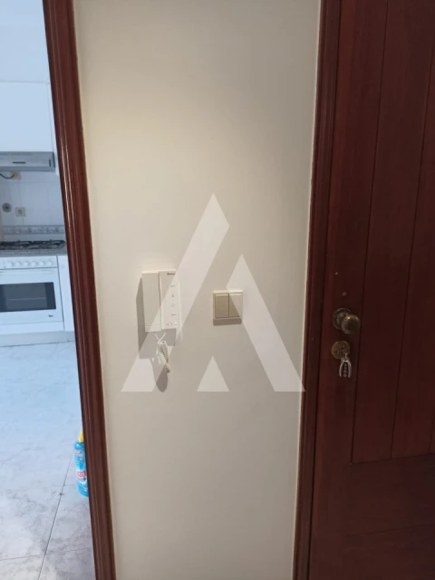 Apartamento T3 para Arrendamento em Santa Maria Maior e Monserrate e Meadela