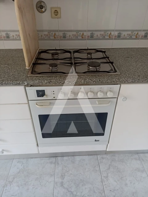 Apartamento T3 para Arrendamento em Santa Maria Maior e Monserrate e Meadela