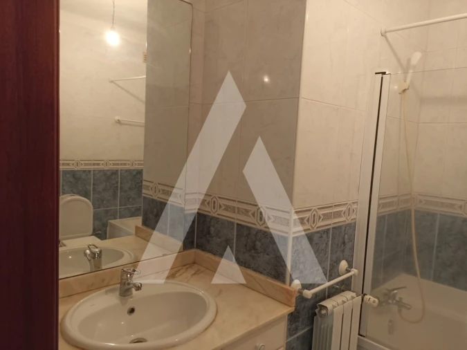 Apartamento T3 para Arrendamento em Santa Maria Maior e Monserrate e Meadela Foto 23