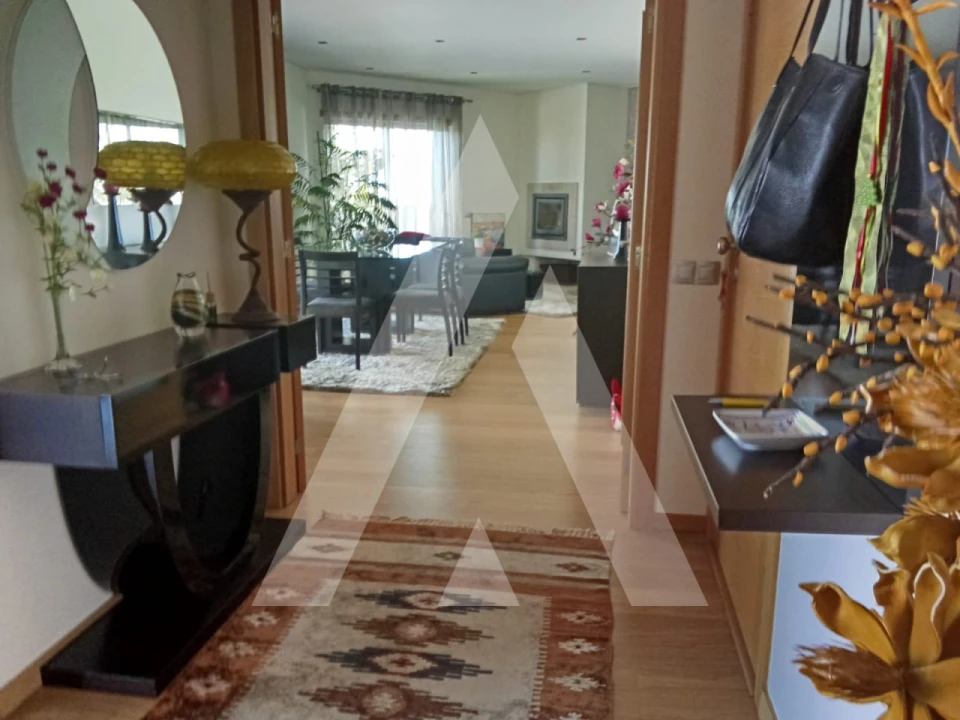 Apartamento T2 para Venda em Viseu Foto 2