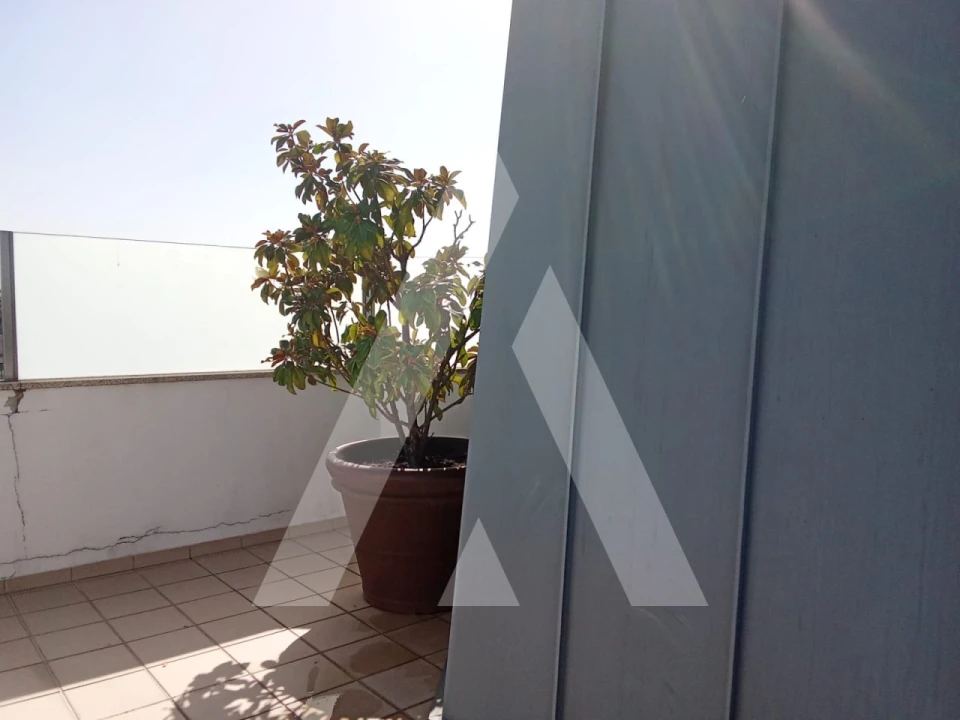 Apartamento T2 para Venda em Viseu Foto 12