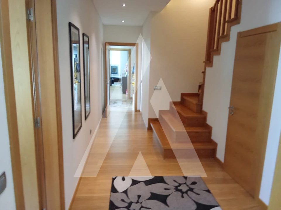 Apartamento T2 para Venda em Viseu Foto 24