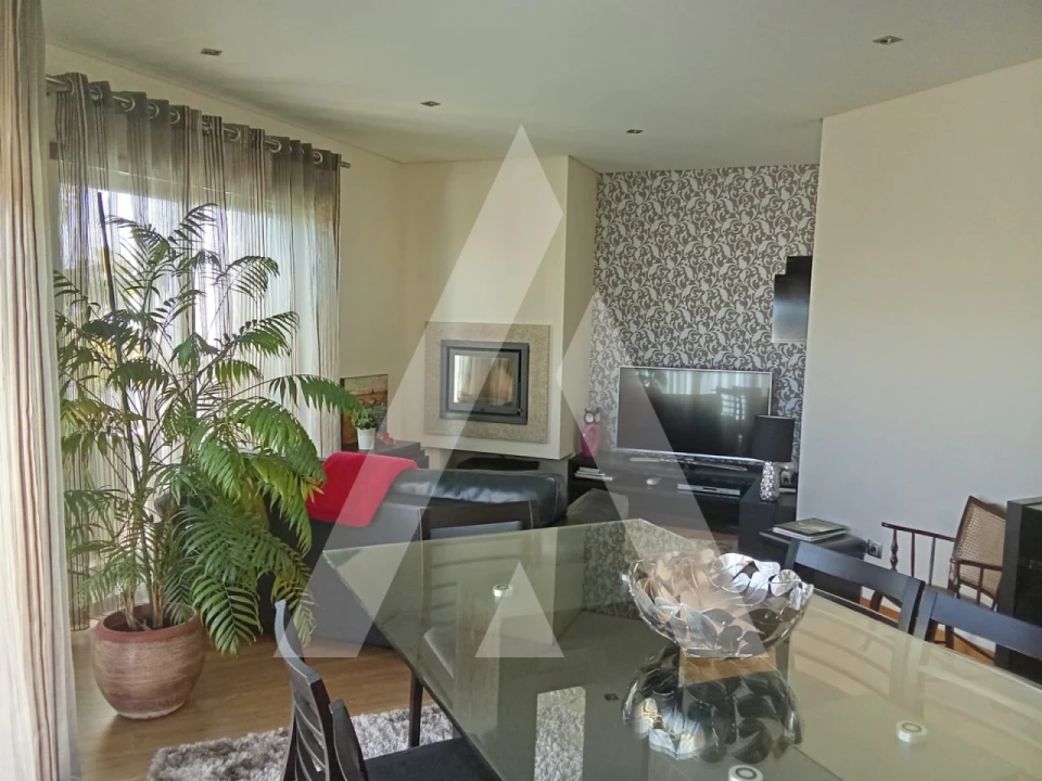 Apartamento T2 para Venda em Viseu Foto 32