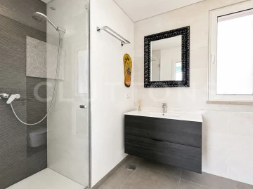 Moradia T4 para Venda em Loule (São Clemente)