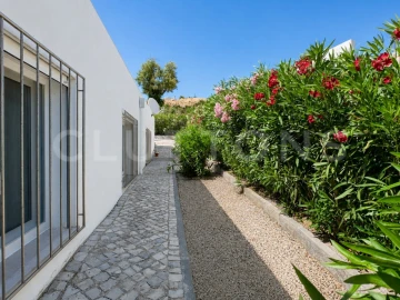 Moradia T4 para Venda em Loule (São Clemente)