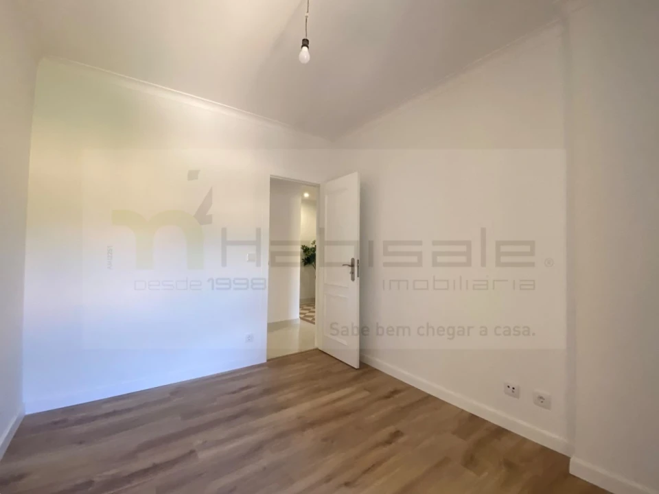 Apartamento para Venda em Laranjeiro e Feijó Foto 27