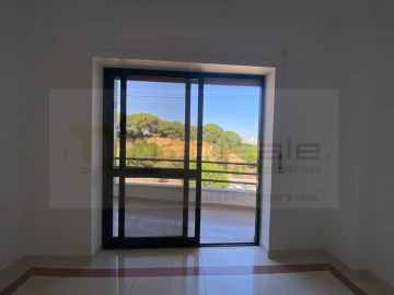Apartamento para Venda em Laranjeiro e Feijó