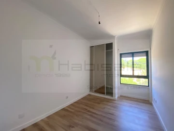 Apartamento para Venda em Laranjeiro e Feijó