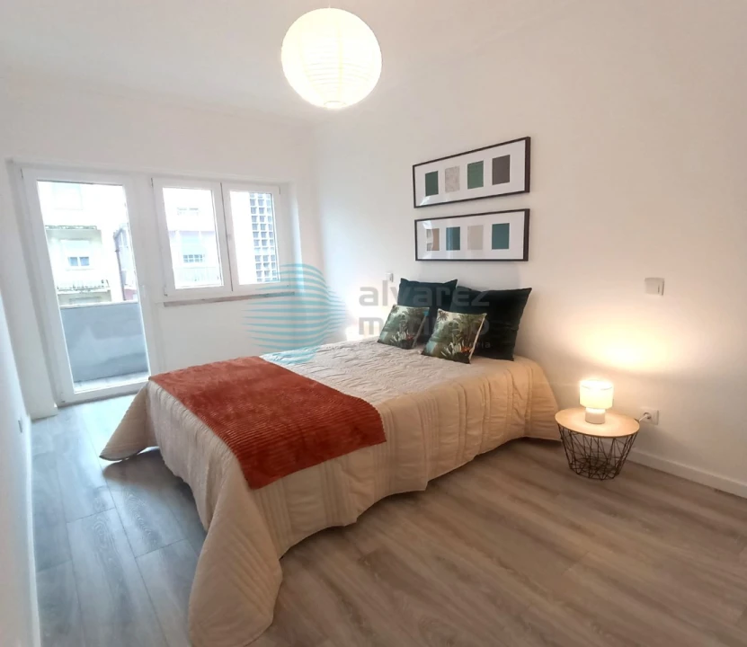 Apartamento T3 para Venda em Benfica Foto 8