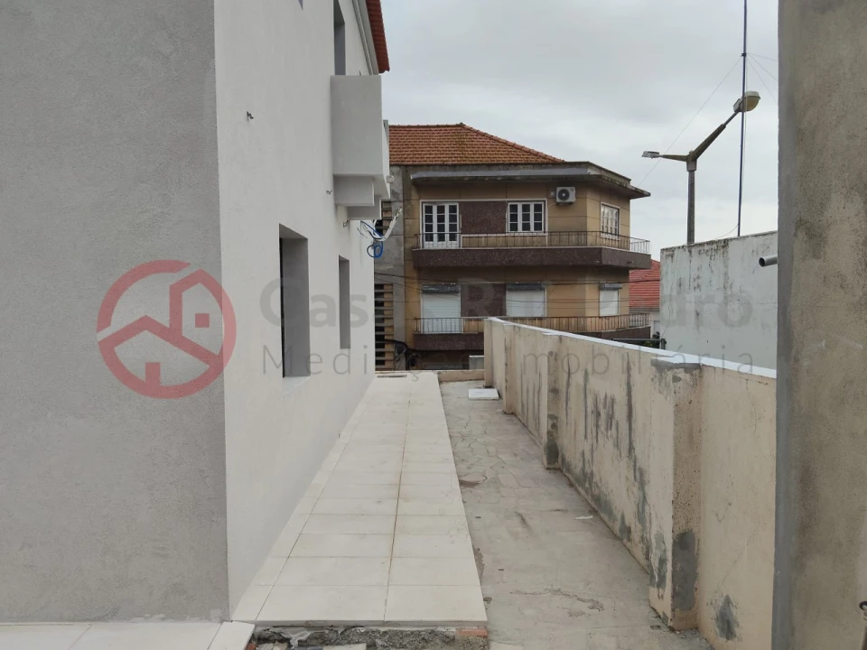 Moradia T3 para Venda em Almada, Cova da Piedade, Pragal e Cacilhas Foto 46