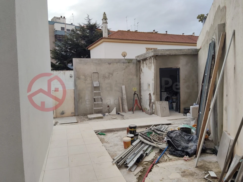 Moradia T3 para Venda em Almada, Cova da Piedade, Pragal e Cacilhas Foto 45