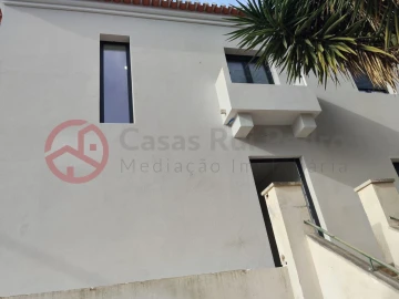 Moradia T3 para Venda em Almada, Cova da Piedade, Pragal e Cacilhas
