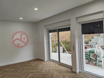 Moradia T3 para Venda em Almada, Cova da Piedade, Pragal e Cacilhas