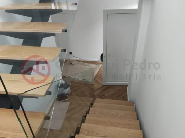 Moradia T3 para Venda em Almada, Cova da Piedade, Pragal e Cacilhas