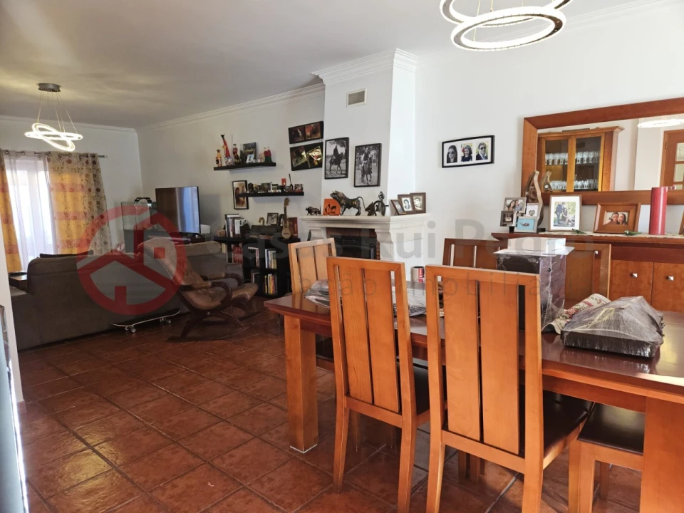 Moradia T3 para Venda em Gaio-Rosário e Sarilhos Pequenos Foto 6