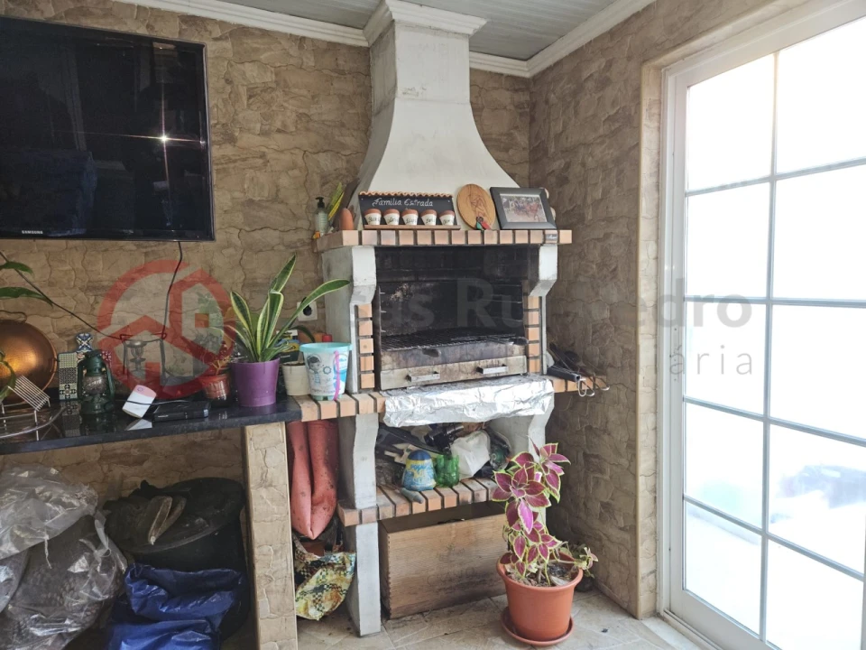 Moradia T3 para Venda em Gaio-Rosário e Sarilhos Pequenos Foto 27