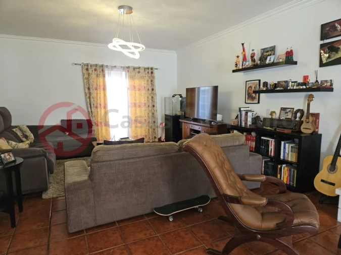 Moradia T3 para Venda em Gaio-Rosário e Sarilhos Pequenos Foto 3