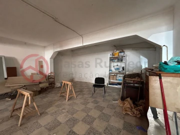 Armazém para Venda em Amora