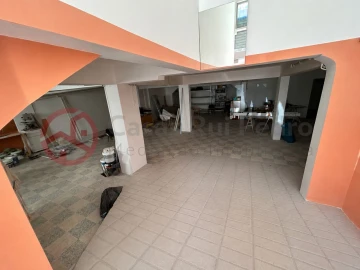 Armazém para Venda em Amora