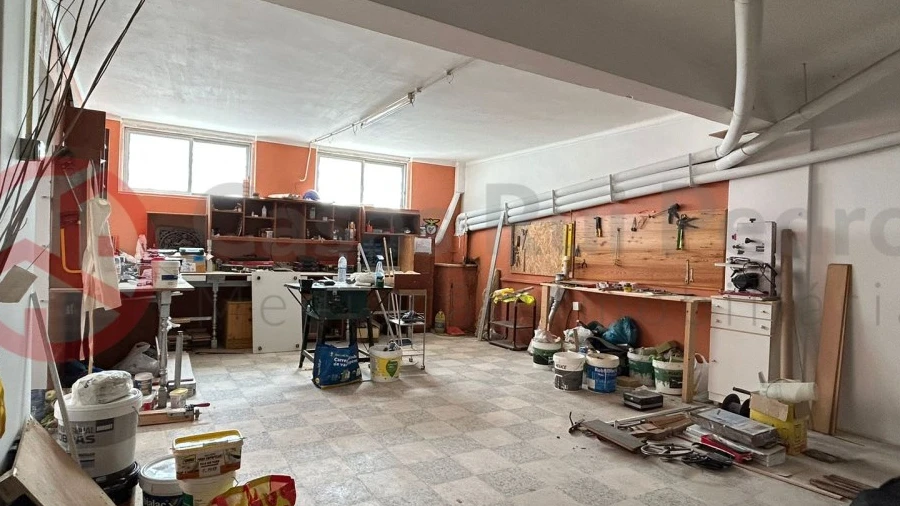 Armazém para Venda em Amora