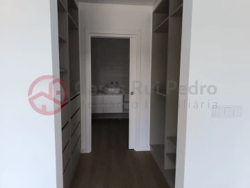 Moradia T3 para Venda em Fernao Ferro