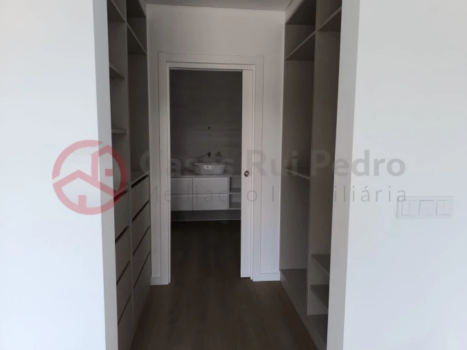 Moradia T3 para Venda em Fernao Ferro Foto 19