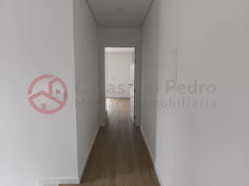 Moradia T3 para Venda em Fernao Ferro