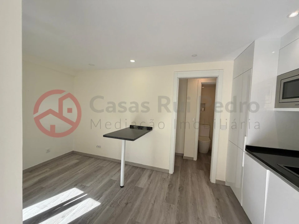 Apartamento T1 para Venda em São Vicente Foto 7
