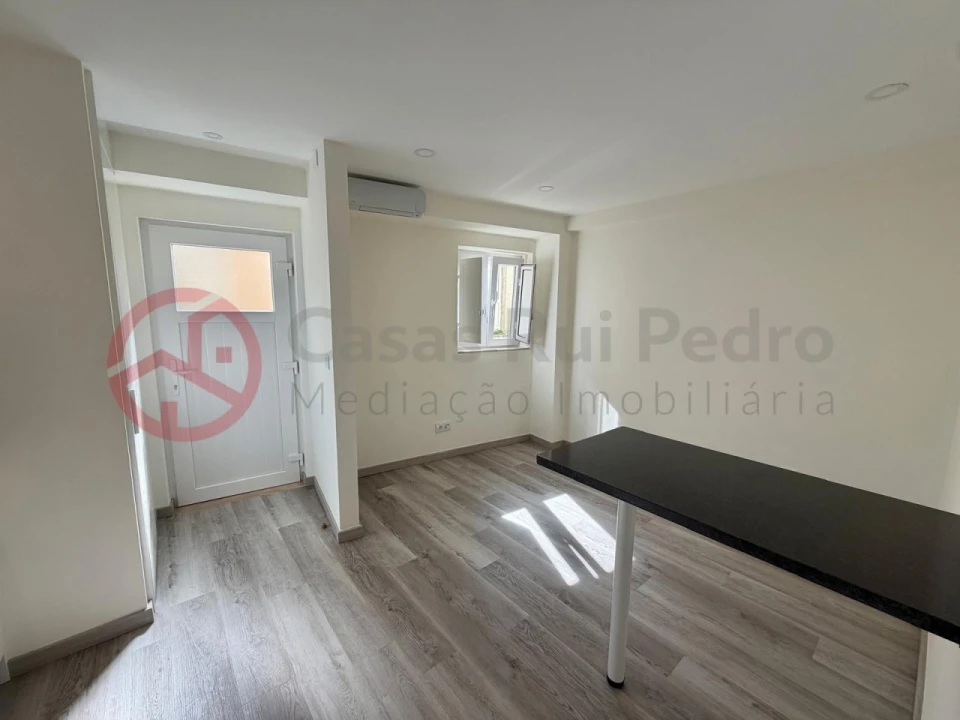 Apartamento T1 para Venda em São Vicente Foto 10