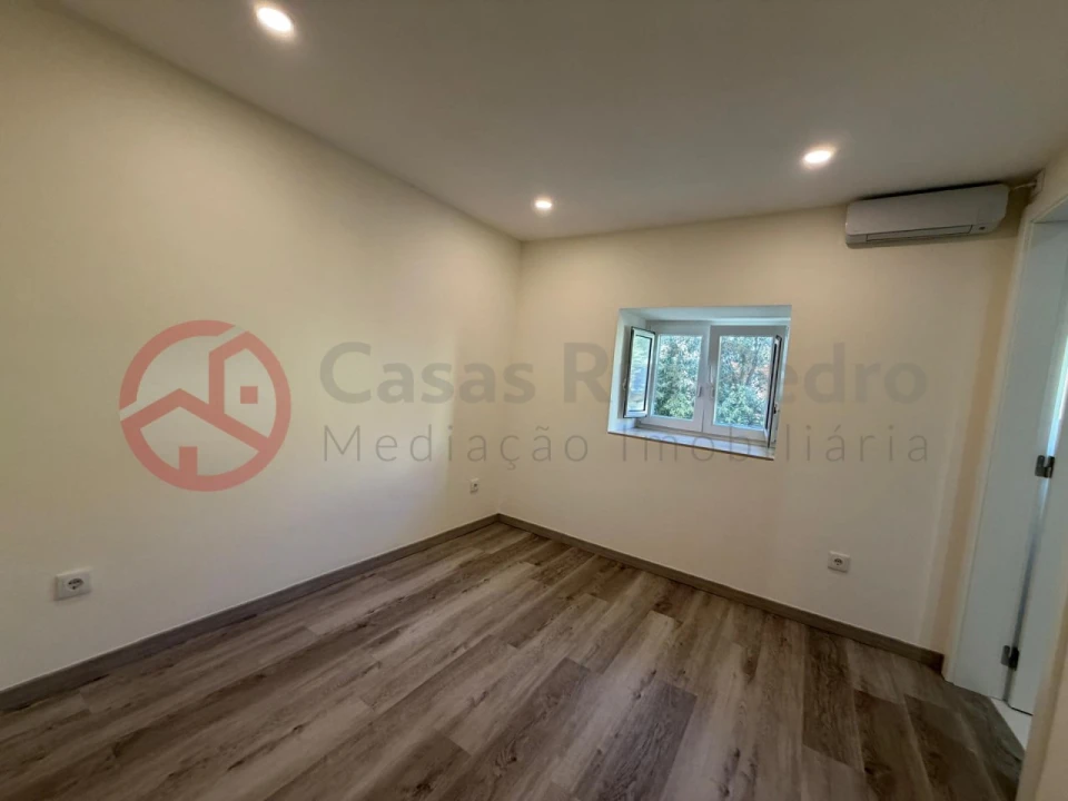 Apartamento T1 para Venda em São Vicente Foto 12