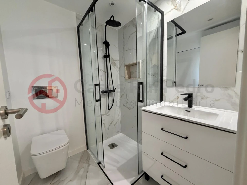 Apartamento T1 para Venda em São Vicente Foto 22