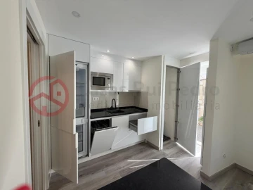 Apartamento T1 para Venda em São Vicente
