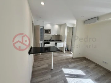 Apartamento T1 para Venda em São Vicente