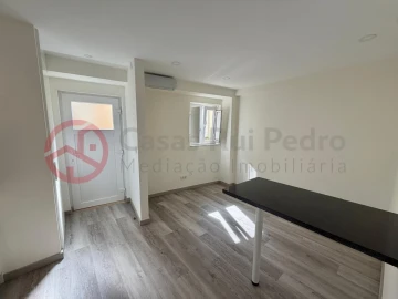 Apartamento T1 para Venda em São Vicente