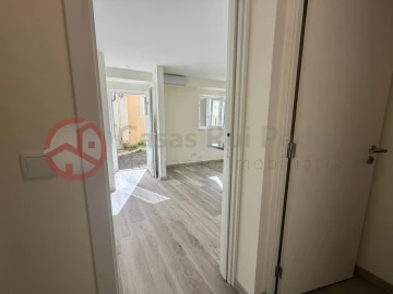 Apartamento T1 para Venda em São Vicente
