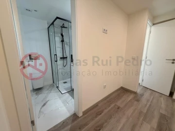 Apartamento T1 para Venda em São Vicente