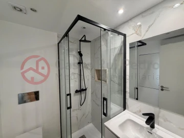 Apartamento T1 para Venda em São Vicente