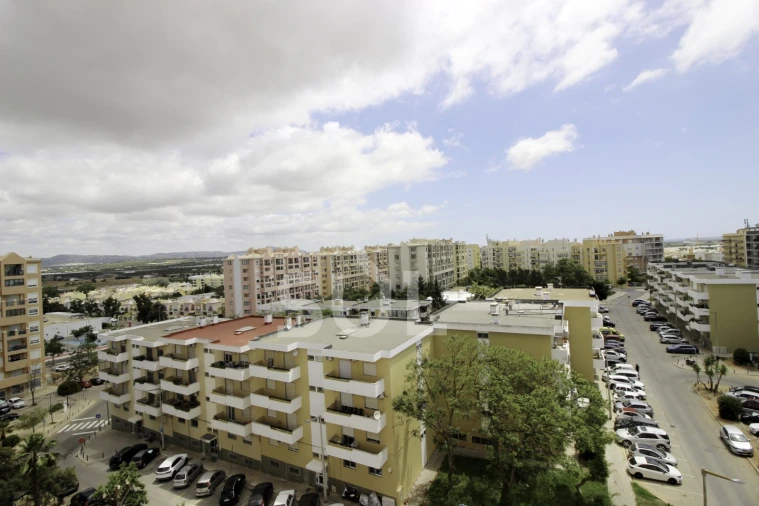 Apartamento T2 para Venda em Faro (Sé e São Pedro) Foto 25