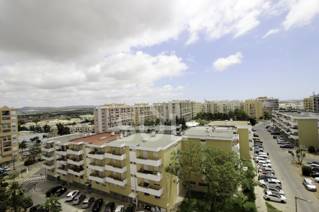 Apartamento T2 para Venda em Faro (Sé e São Pedro) Foto 25