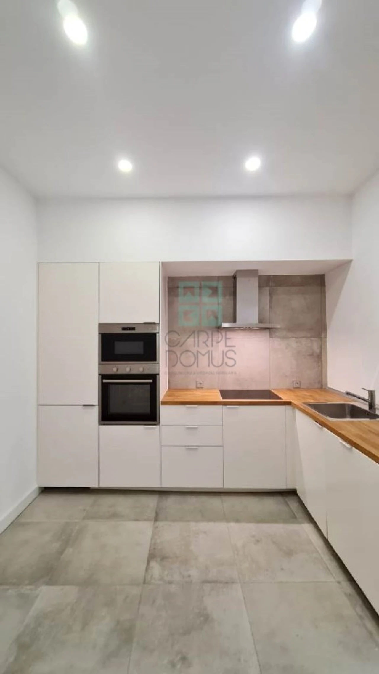 Apartamento T2 para Venda em Arroios Foto 16