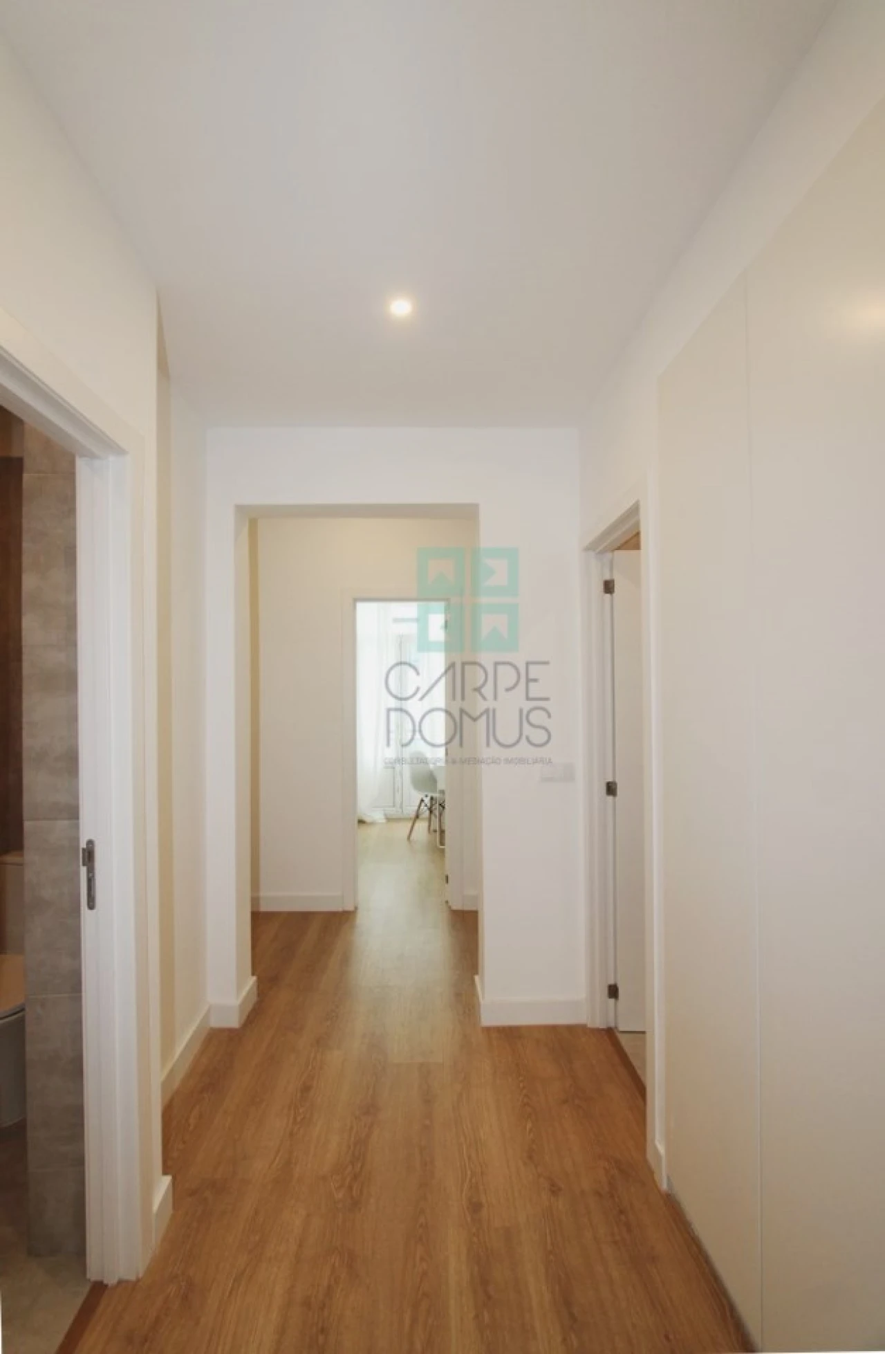 Apartamento T2 para Venda em Arroios Foto 57