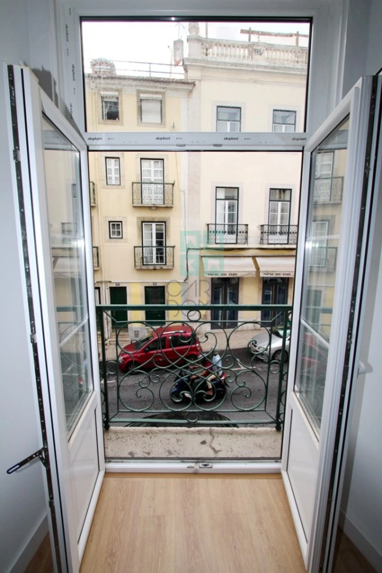 Apartamento T2 para Venda em Arroios Foto 25