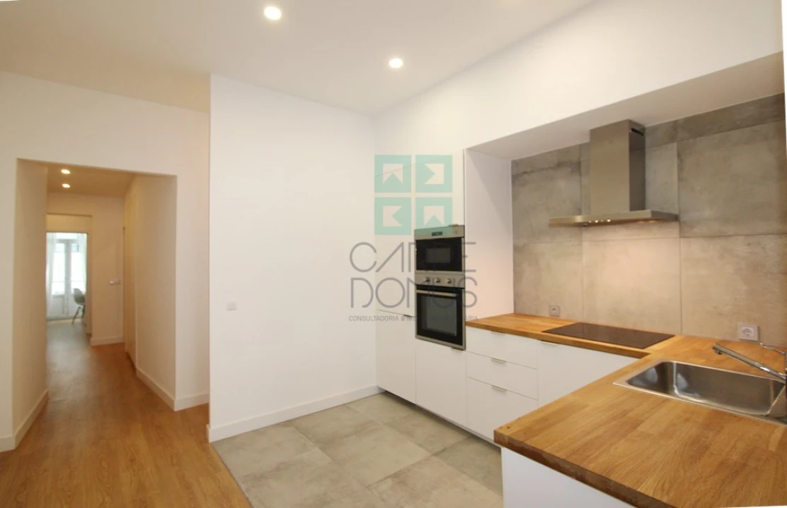 Apartamento T2 para Venda em Arroios Foto 4