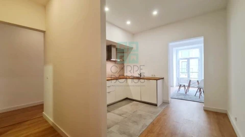 Apartamento T2 para Venda em Arroios