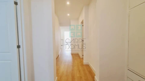 Apartamento T2 para Venda em Arroios