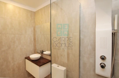 Apartamento T2 para Venda em Arroios
