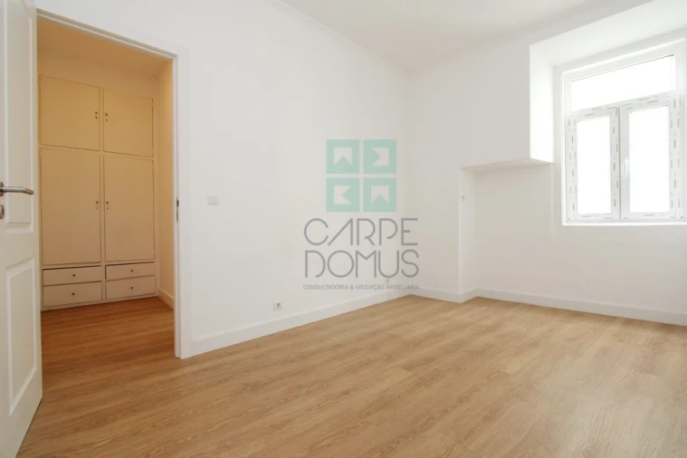Apartamento T2 para Venda em Arroios Foto 49