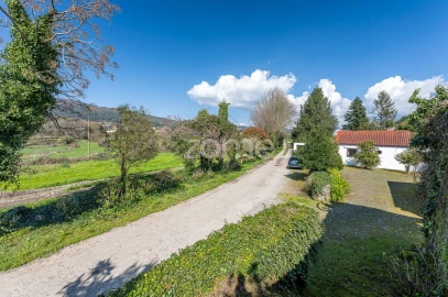 Quinta T5 para Venda em Covas