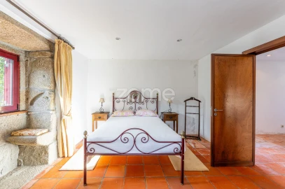 Quinta T5 para Venda em Covas